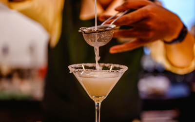 Fontaine à cocktail 15 litres : l’accessoire incontournable pour des soirées réussies